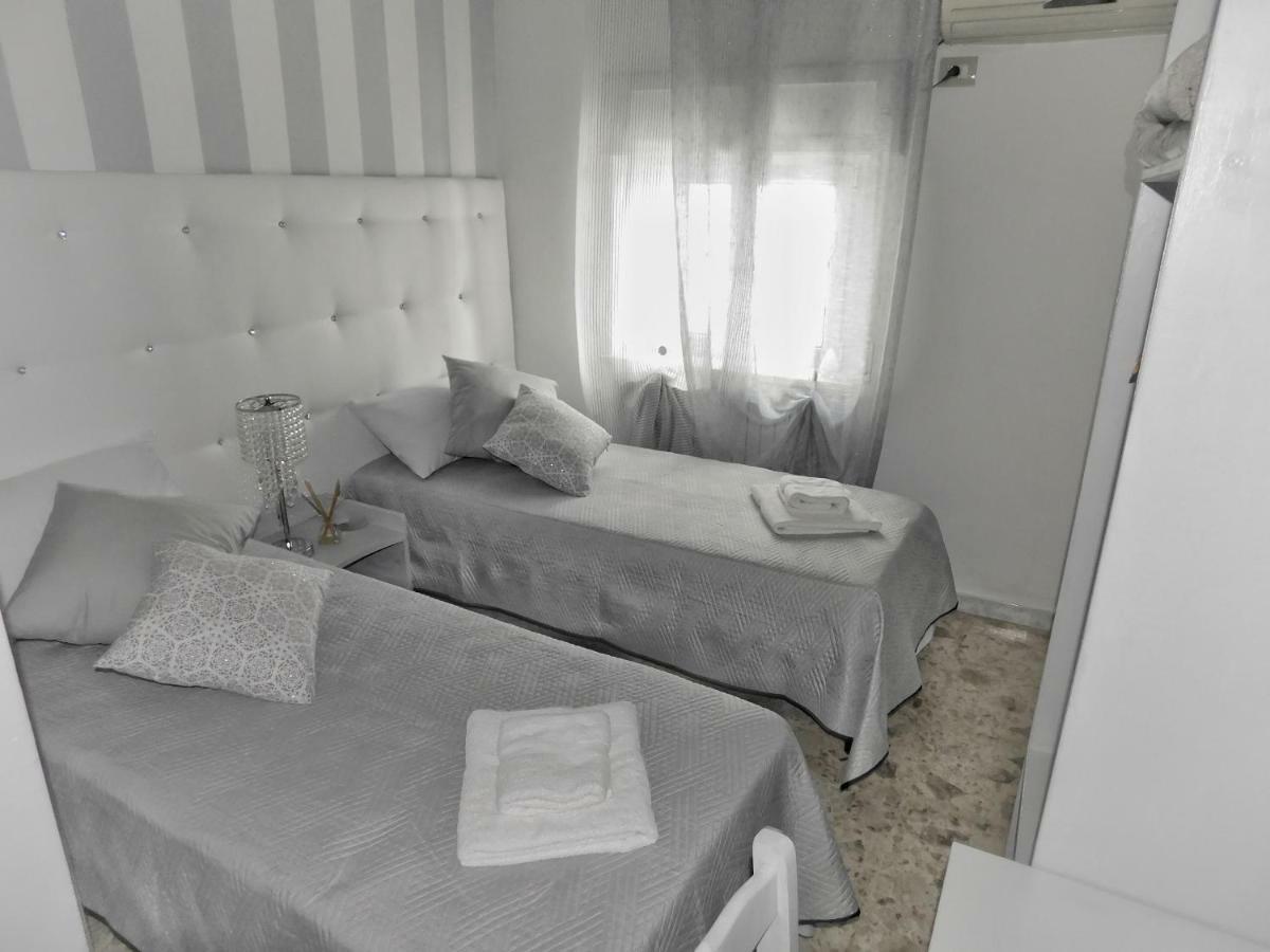 Alderi Hotel Matera Bagian luar foto